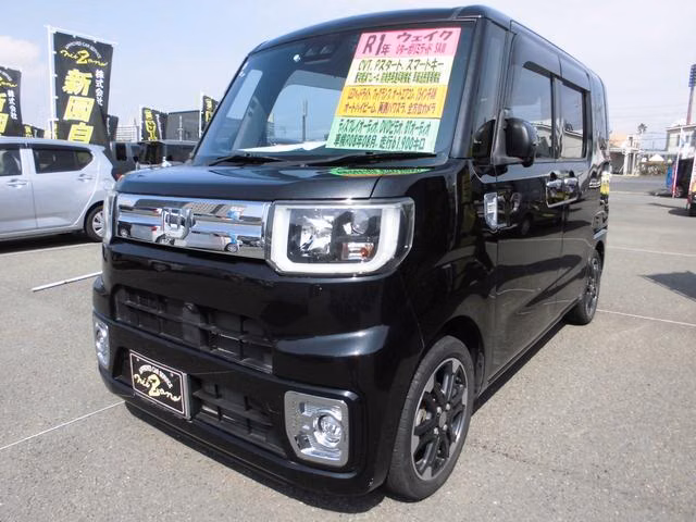 DAIHATSU WAKE