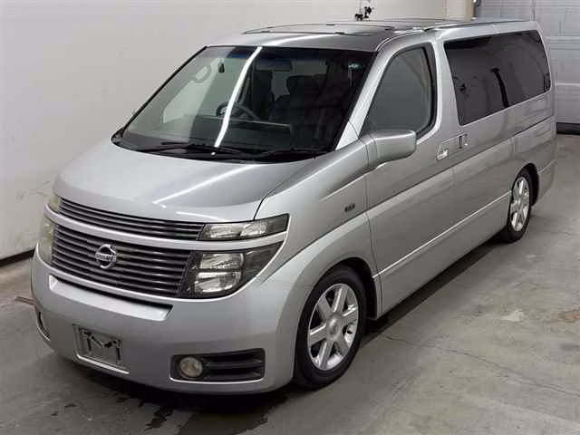 NISSAN ELGRAND
