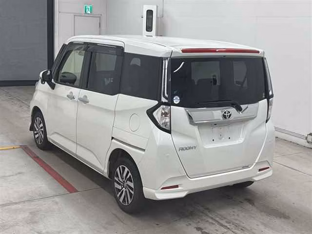 TOYOTA TANK