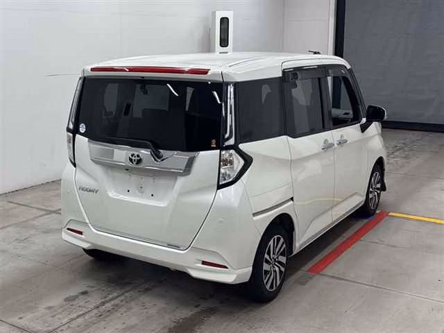 TOYOTA TANK