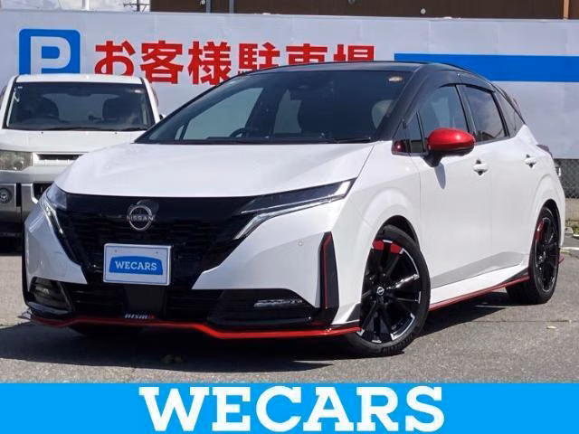 Nissan Aura