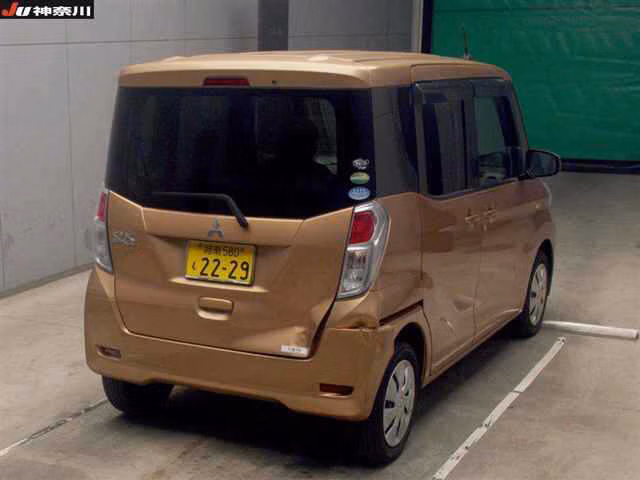 MITSUBISHI EK SPACE