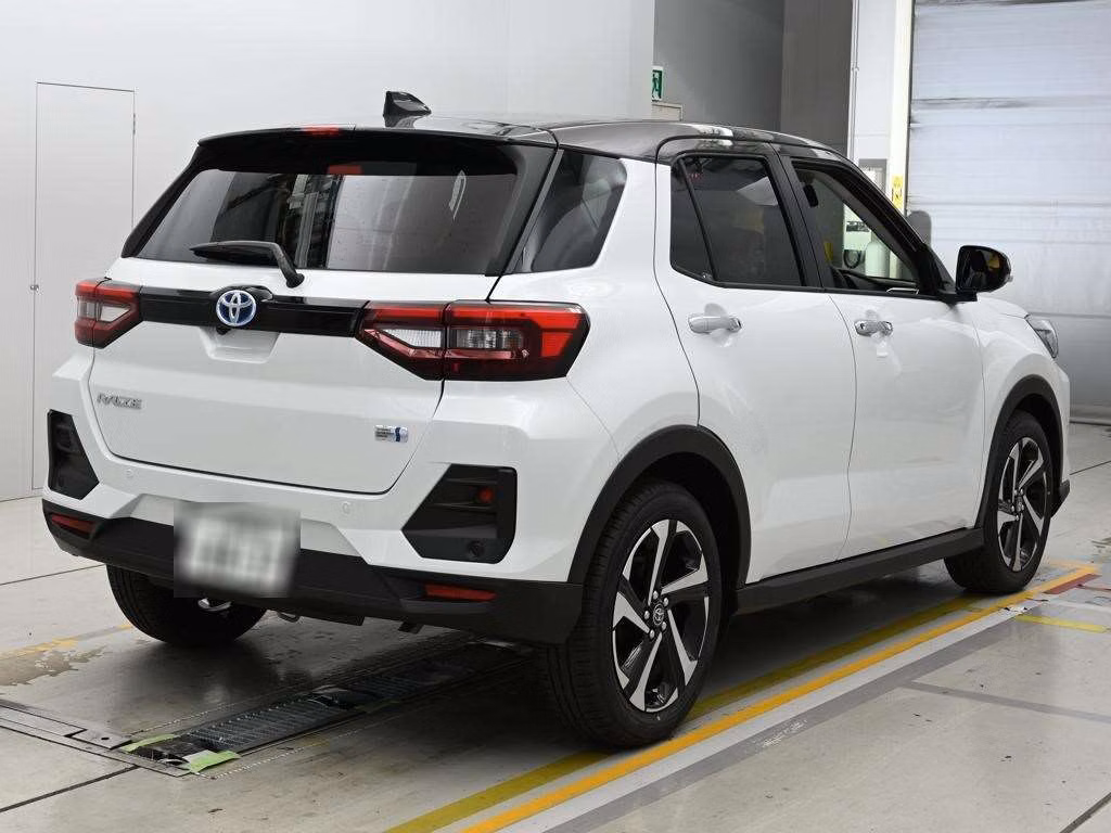 TOYOTA RAIZE