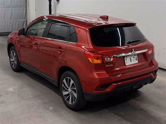 MITSUBISHI RVR