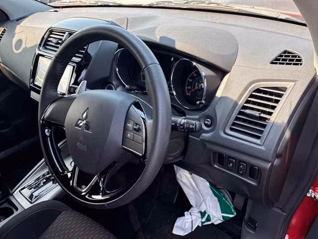MITSUBISHI RVR
