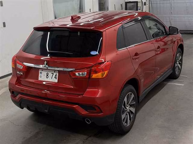 MITSUBISHI RVR