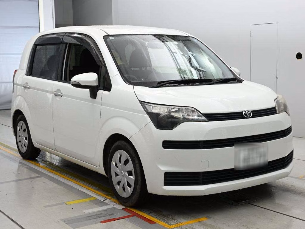 TOYOTA SPADE