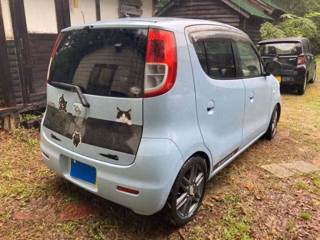 NISSAN MOCO
