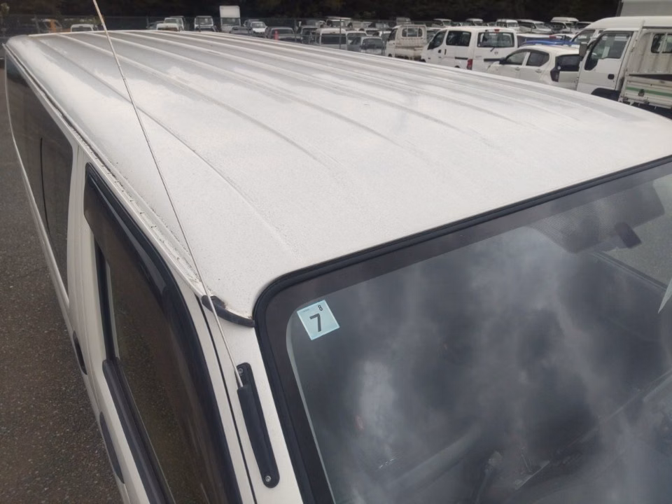 TOYOTA REGIUS ACE