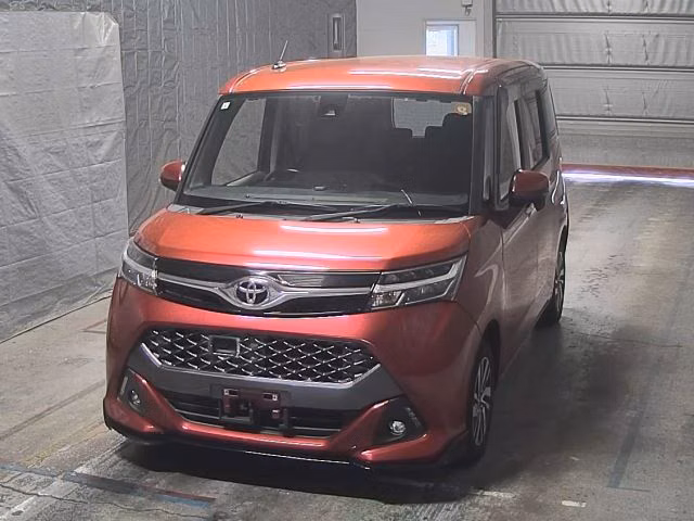 TOYOTA TANK