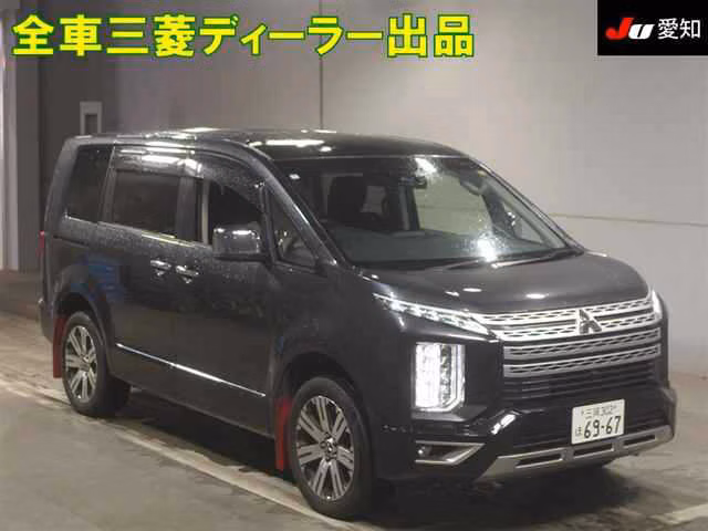 MITSUBISHI DELICA D:5