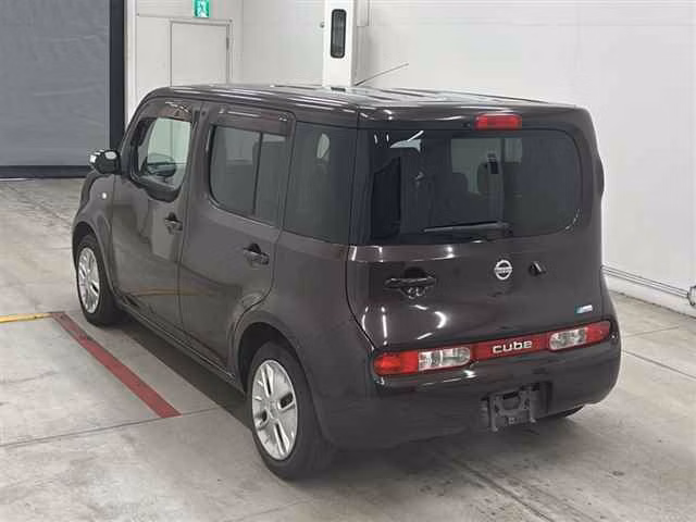 NISSAN CUBE
