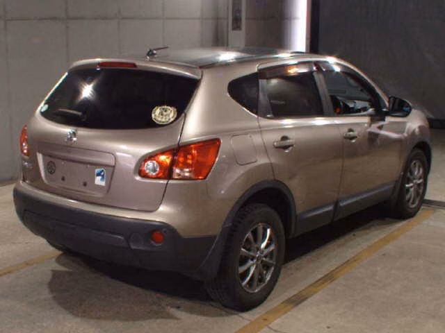 NISSAN DUALIS