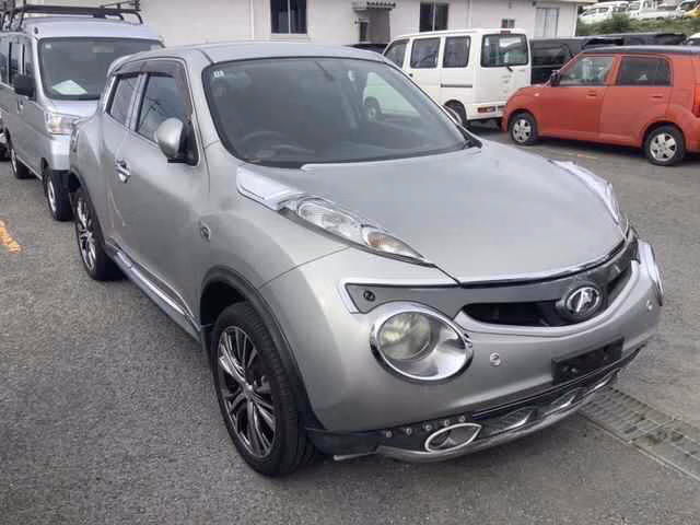 NISSAN JUKE