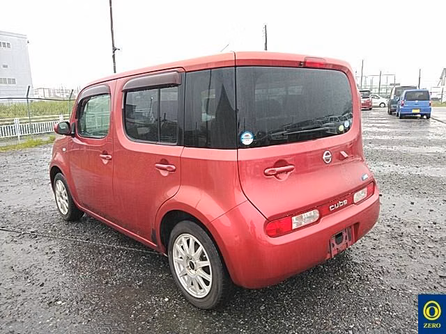 NISSAN CUBE