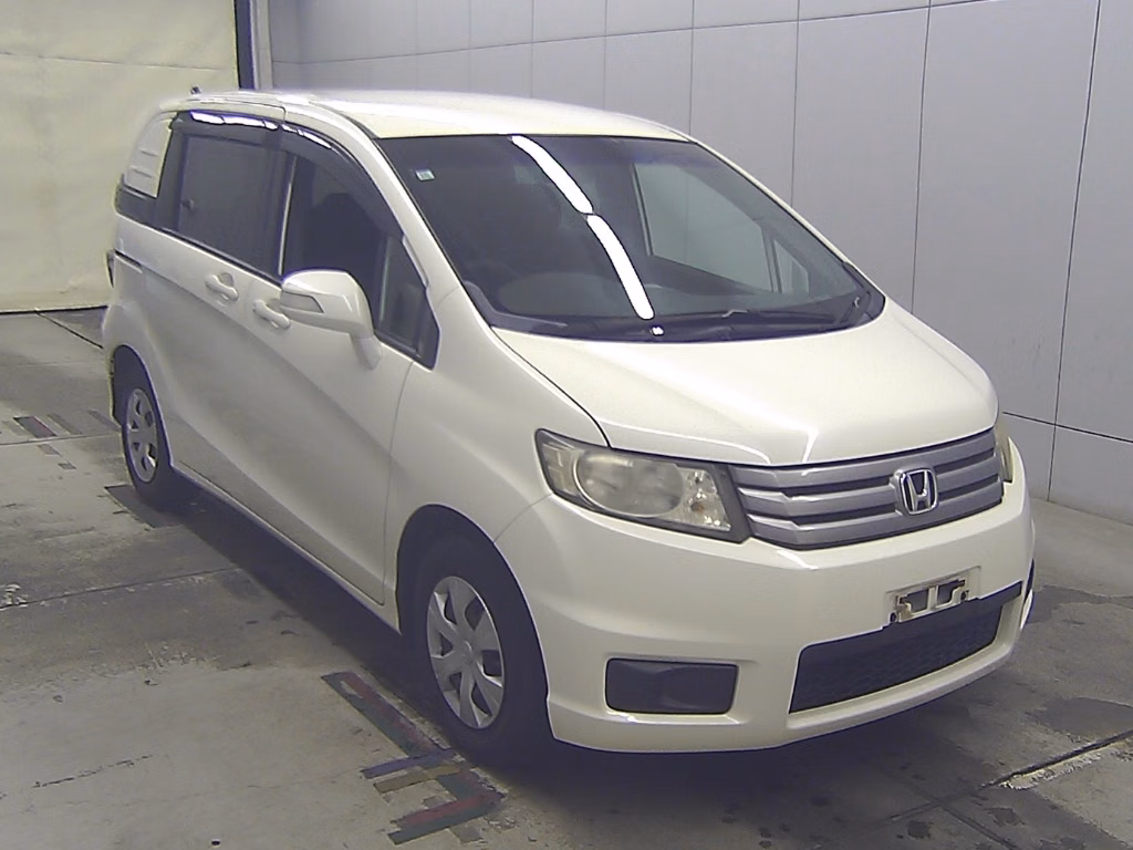 Honda Freed Spike
