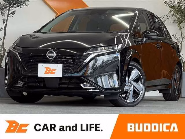 Nissan Aura