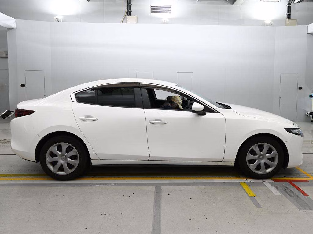 MAZDA MAZDA3