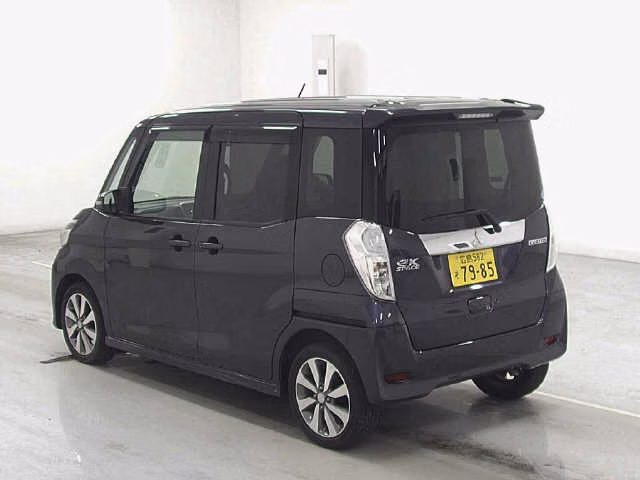 MITSUBISHI EK SPACE