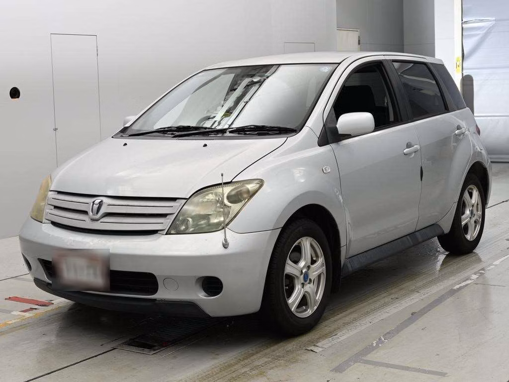 TOYOTA IST