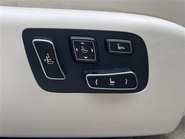Lexus LS600h