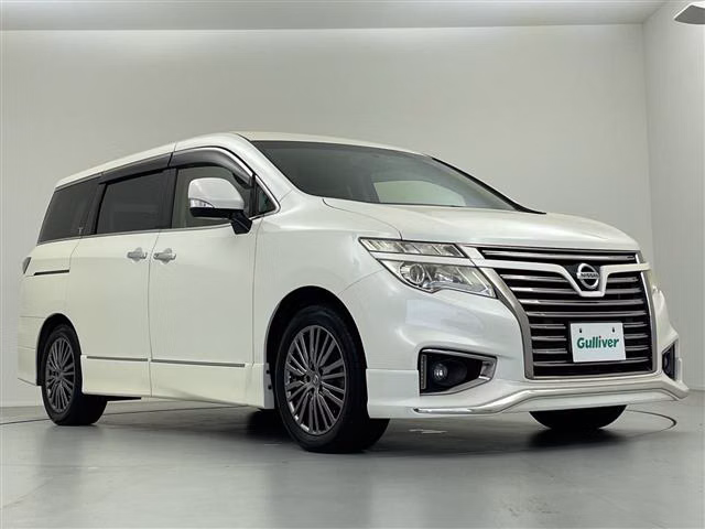 NISSAN ELGRAND