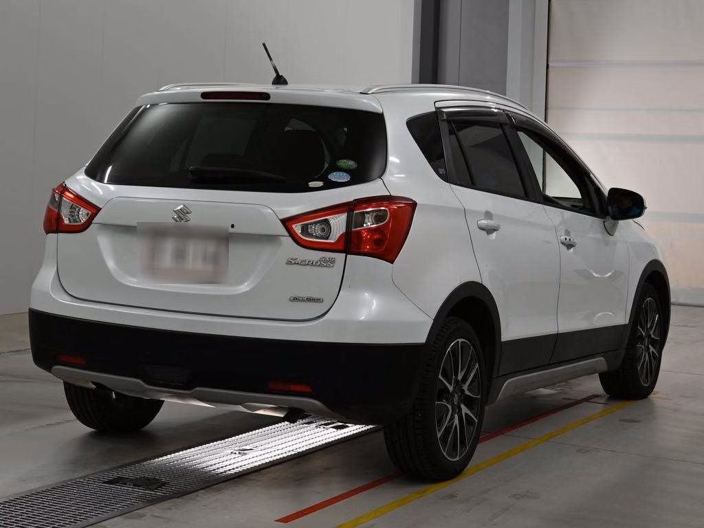 SUZUKI SX4