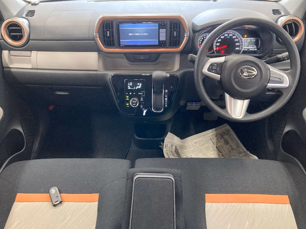 DAIHATSU BOON