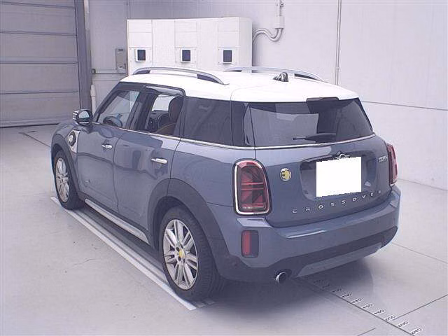 MINI CROSSOVER