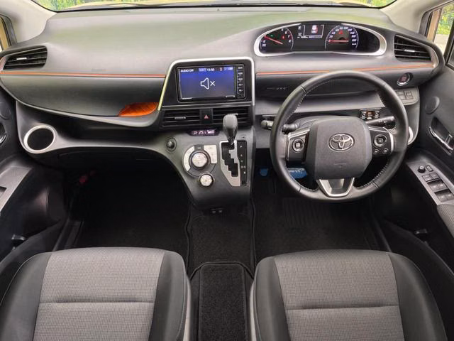 TOYOTA SIENTA