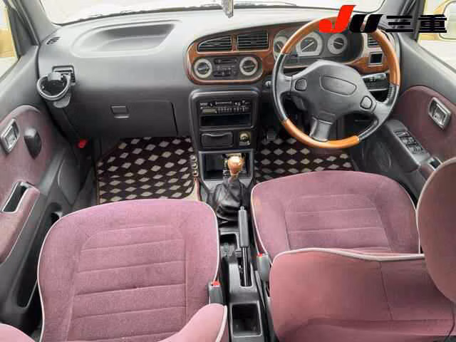 DAIHATSU MIRA GINO