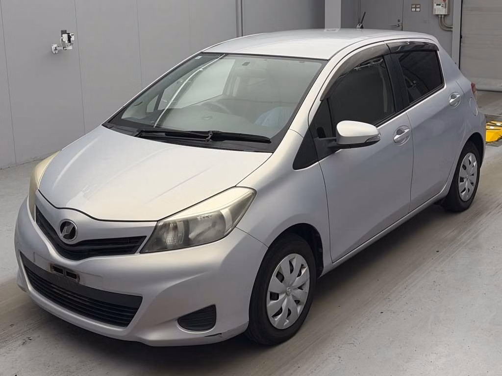TOYOTA VITZ