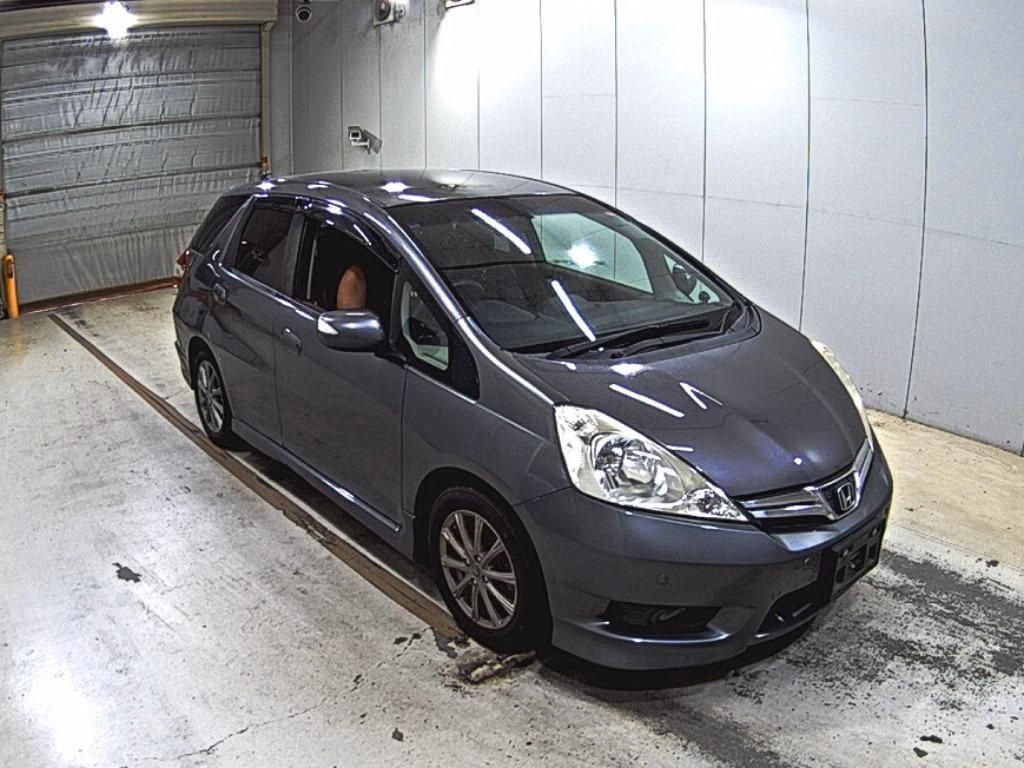 HONDA FIT SHUTTLE