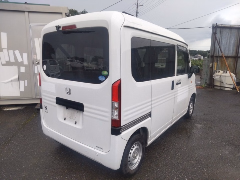 HONDA N-VAN