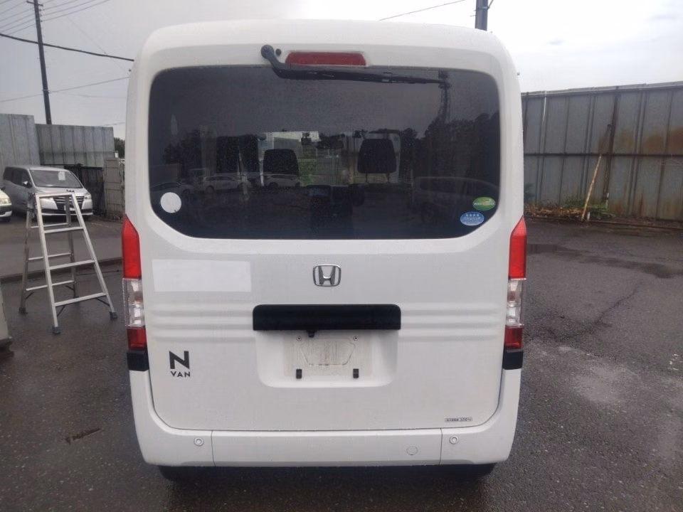 HONDA N-VAN