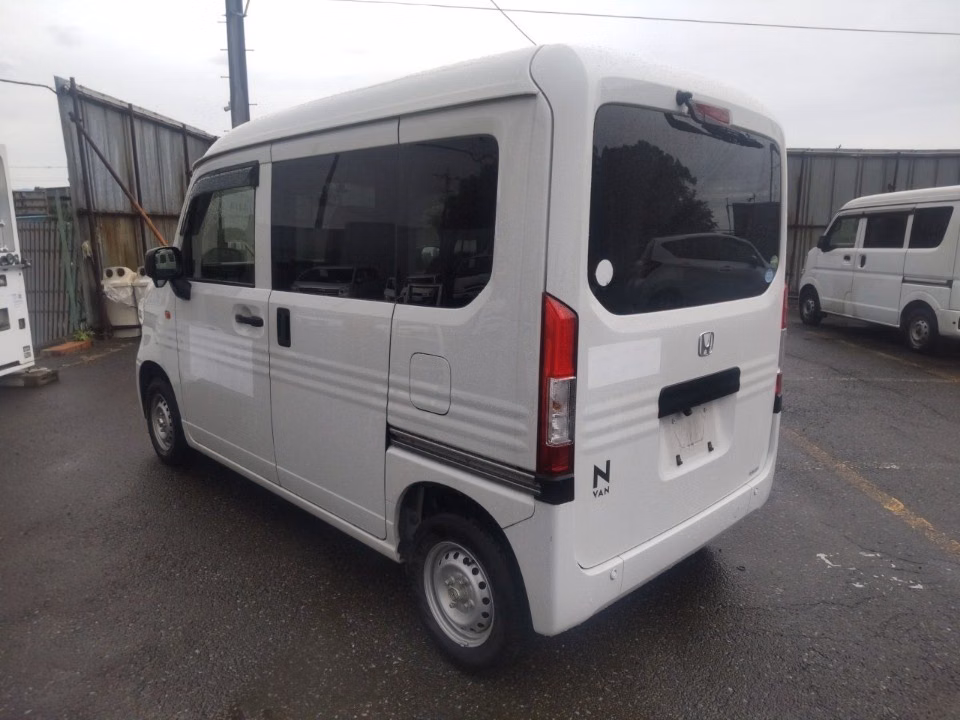 HONDA N-VAN