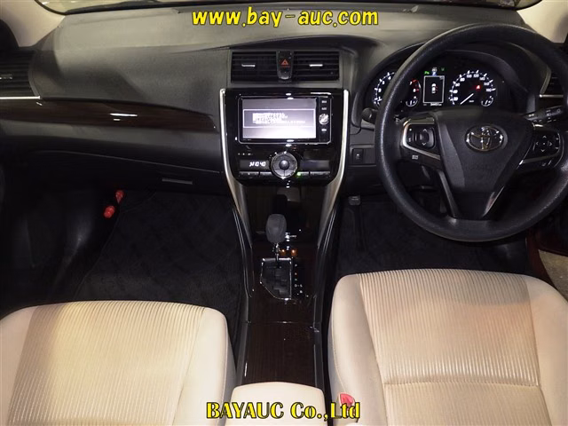 TOYOTA PREMIO