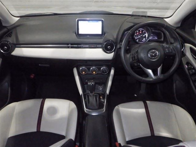 MAZDA MAZDA2