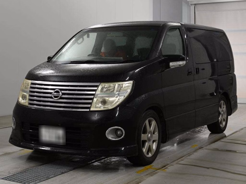 NISSAN ELGRAND