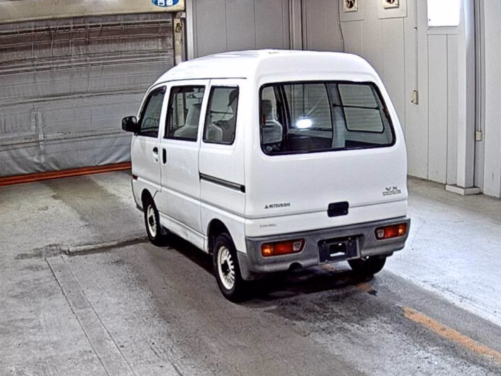 MITSUBISHI MINICAB