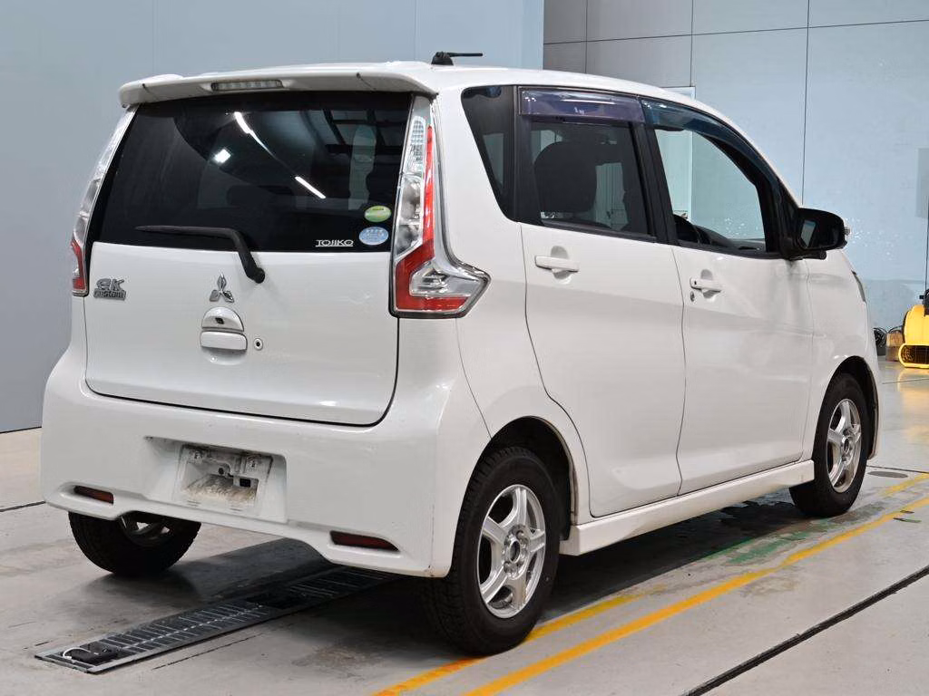 MITSUBISHI EK CUSTOM