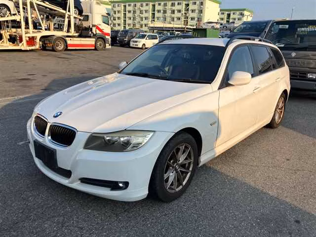 BMW 3-SERIES
