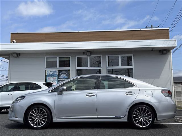 Lexus HS250h