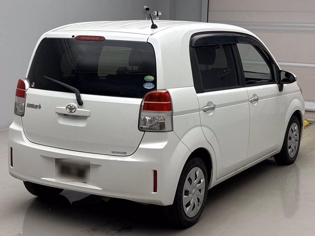 TOYOTA SPADE