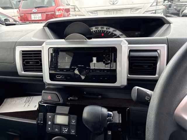 DAIHATSU WAKE