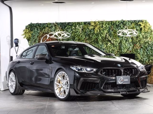BMW M8