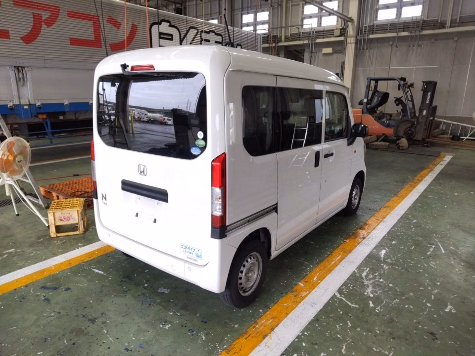 HONDA N-VAN