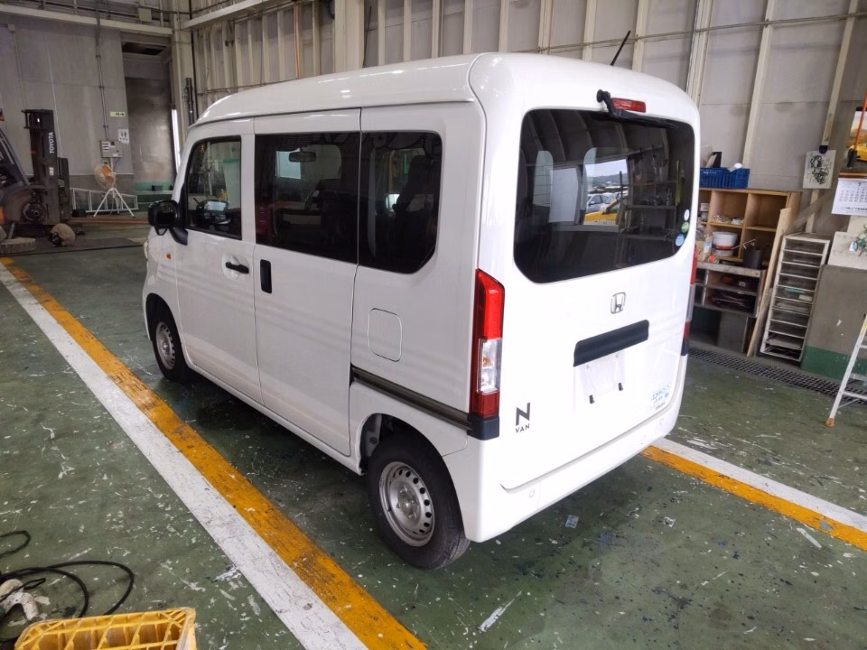 HONDA N-VAN