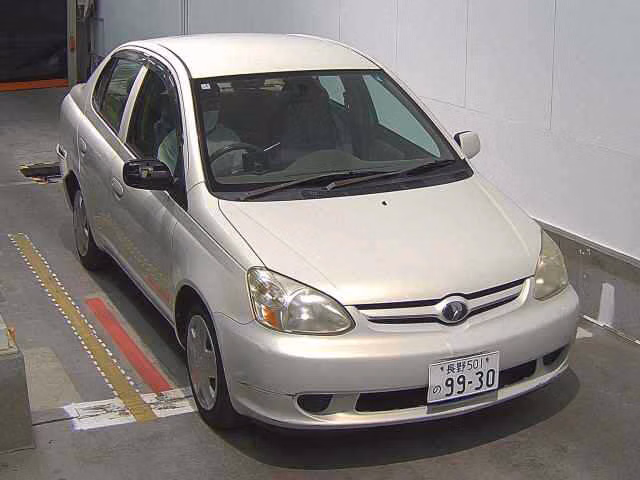 TOYOTA PLATZ