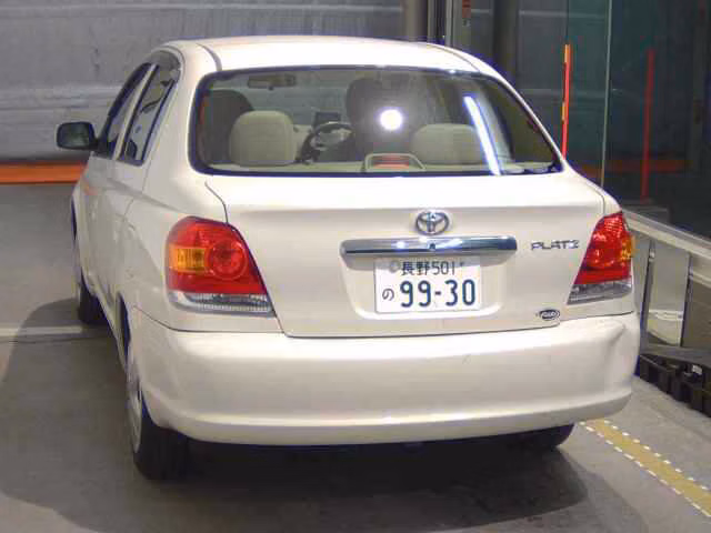 TOYOTA PLATZ